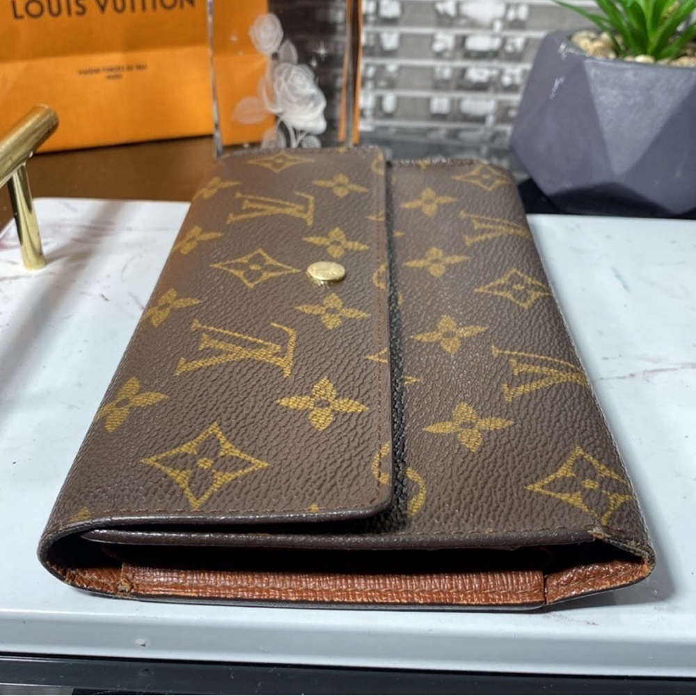 Louis Vuitton Monogram Porte-Tresor Wallet on Chain Pre-Owned 100% Authentic - Picture 15 of 15